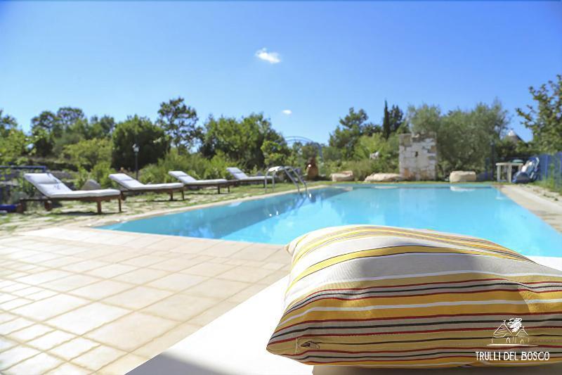 Trulli Del Bosco Bed & Breakfast Alberobello Exterior photo